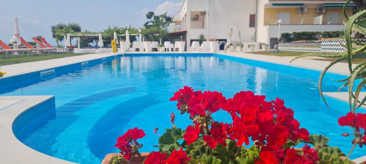 Hotel Cristina Диаманте Экстерьер фото